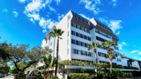 1255-601 The Perfect Bayside Haven Awaits